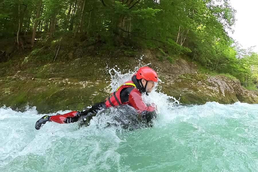 Schlauchreiten auf der Brandenberger Ache