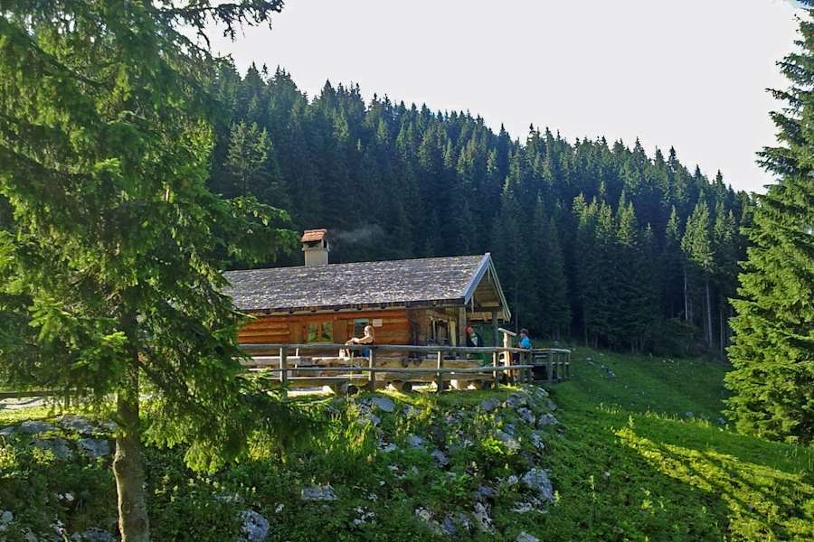 Die Soila-Alm in den Ammergauer Alpen in Bayern (Deutschland)
