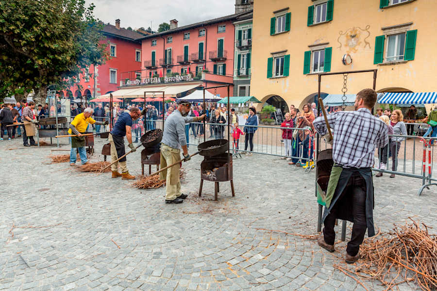 Kastanienfest (Castagnata) in Ascona