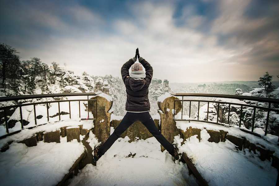 Winteryoga an der Bastei