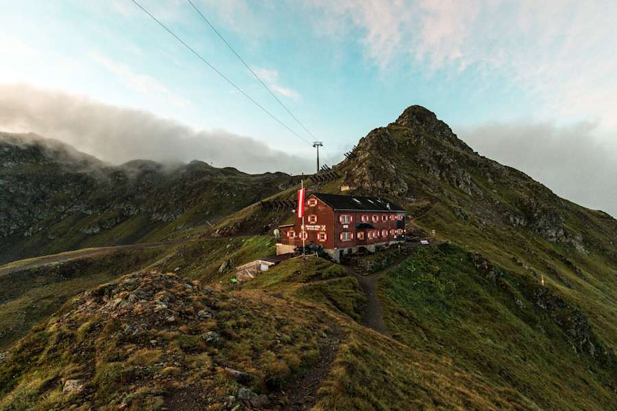 Die Wormser Hütte im Verwall in Vorarlberg (Österreich)