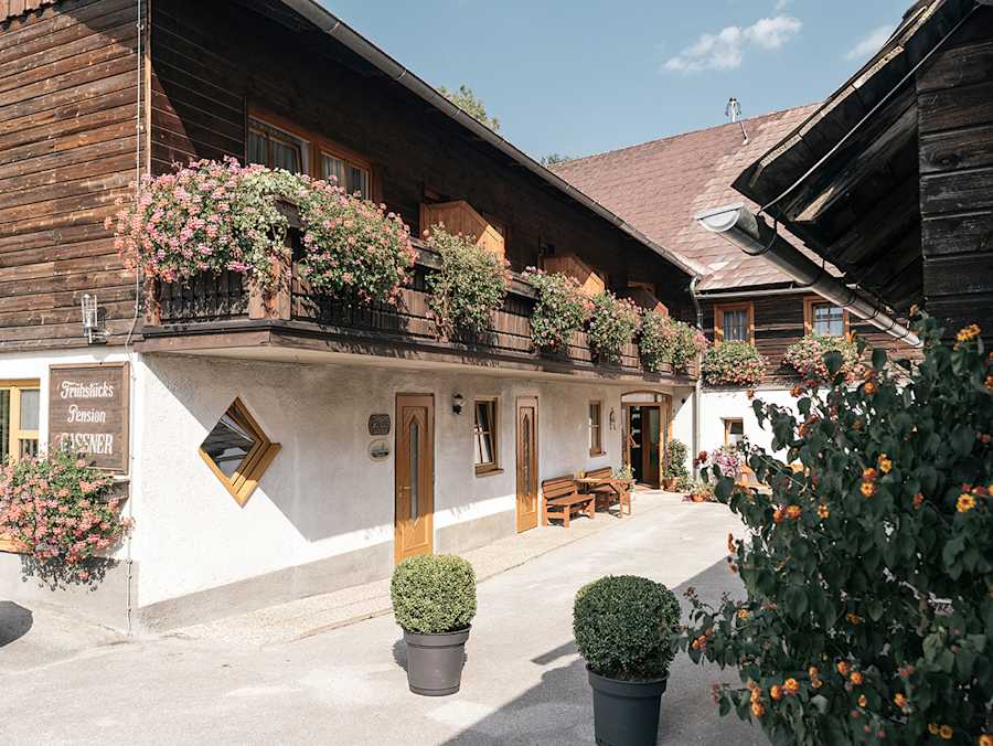 Privatzimmer & Ferienwohnungen Gassner