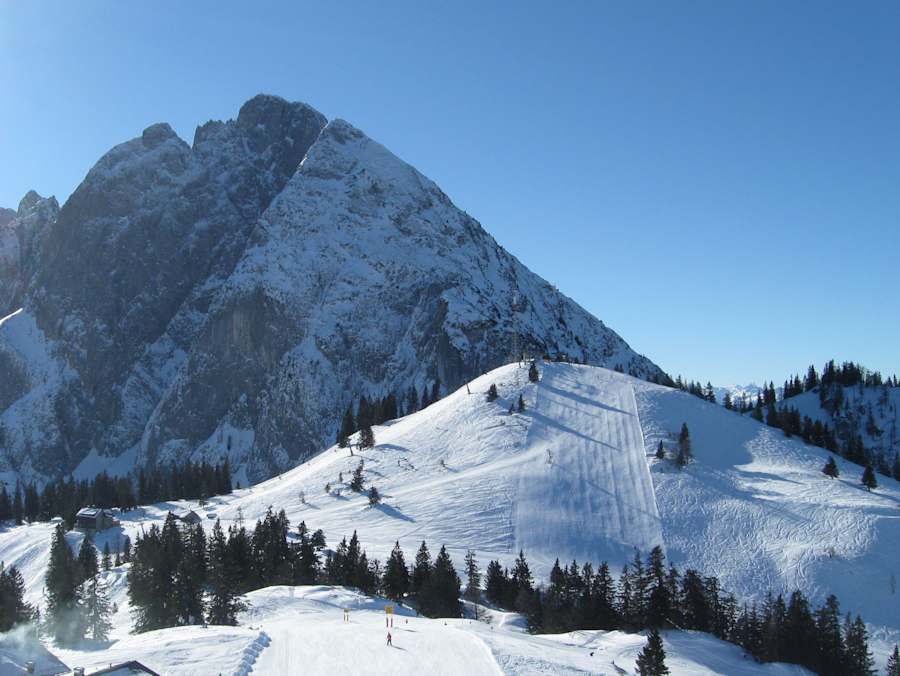 Die Gablonzer Hütte ist im Winter ein beliebter Standort