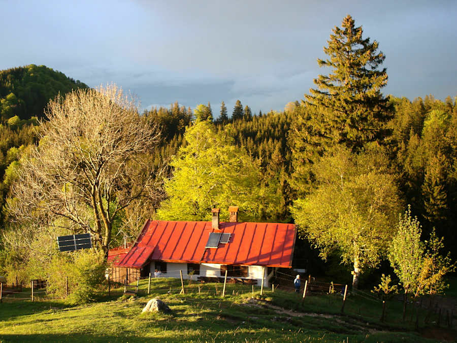 Die Gumpertsberger Hütte (943 m) in den Chiemgauer Alpen 