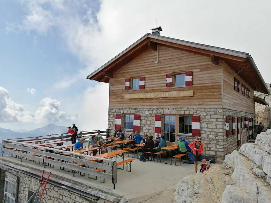 Die Latemar- oder Torre-di-Pisa-Hütte