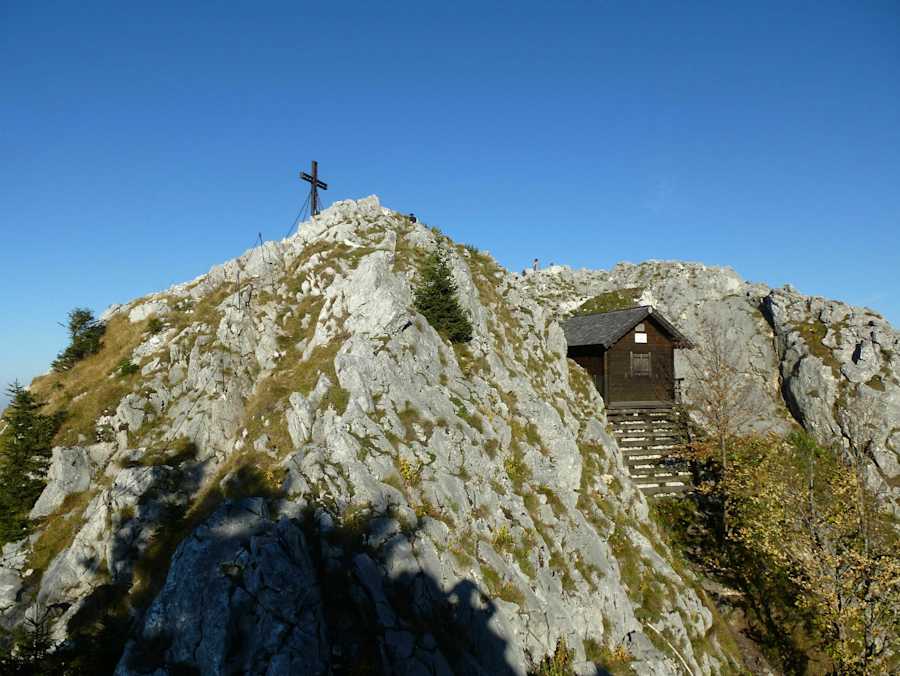 Die Salzburger Schoberhütte steht auf dem Gipfel des Schobers