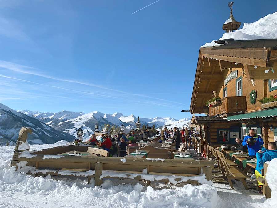 Im Winter wird die Panorama Alm gerne von Skifahrern besucht.