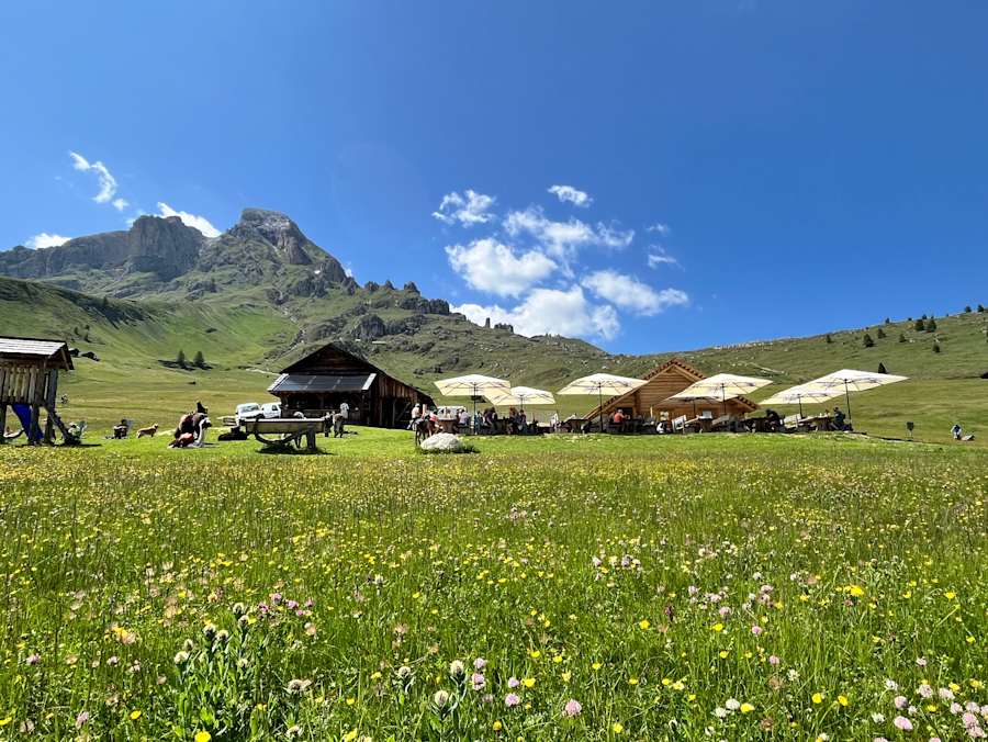 Beliebte Einkehrmöglichkeit - die Ütia Vaciara