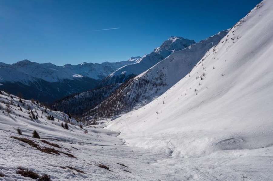 Durch dieses enge Tälchen führt der Anstieg zum Piz Chavalatsch
