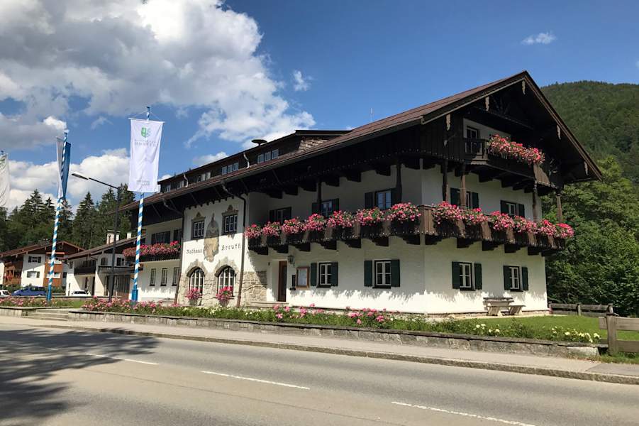 Lukas ist bereits im Dunkeln aufgestanden, um das erste Tageslicht einzufangen