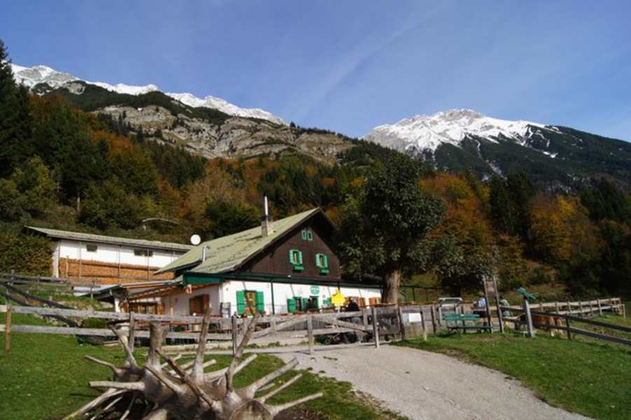 Die Arzler Alm auf der Nordkette über Innsbruck