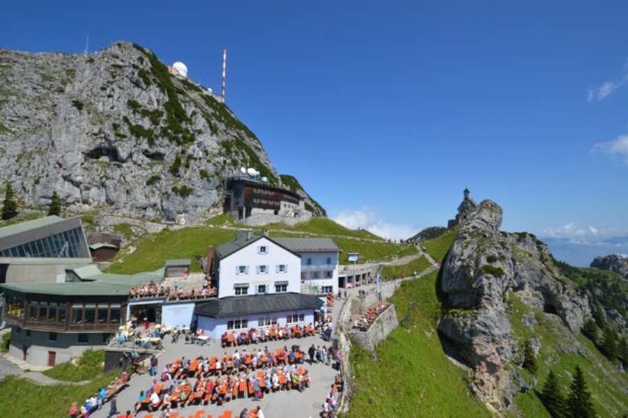 Die Bergstation am Wendelstein in Bayern