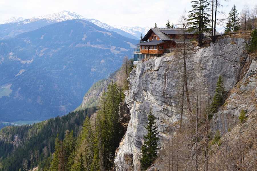 Osttirol: Dolomitenhütte in den Lienzer Dolomiten