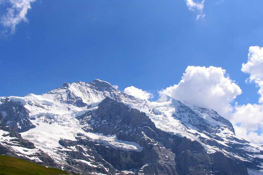 Die Nordseite der Jungfrau von der Kleinen Scheidegg aus gesehen