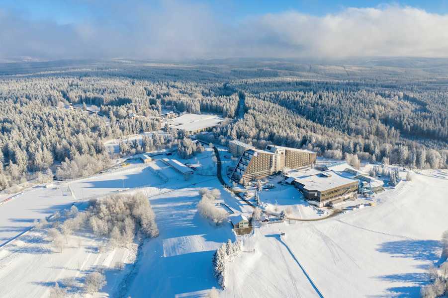 Blick auf das Skigebiet Schöneck