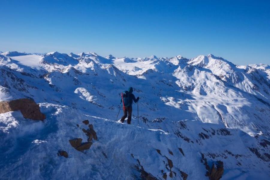 Abstieg am Gipfelgrat