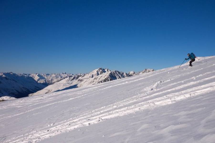 Traum-Pulver bei der Abfahrt: So schön kann Skifahren sein!