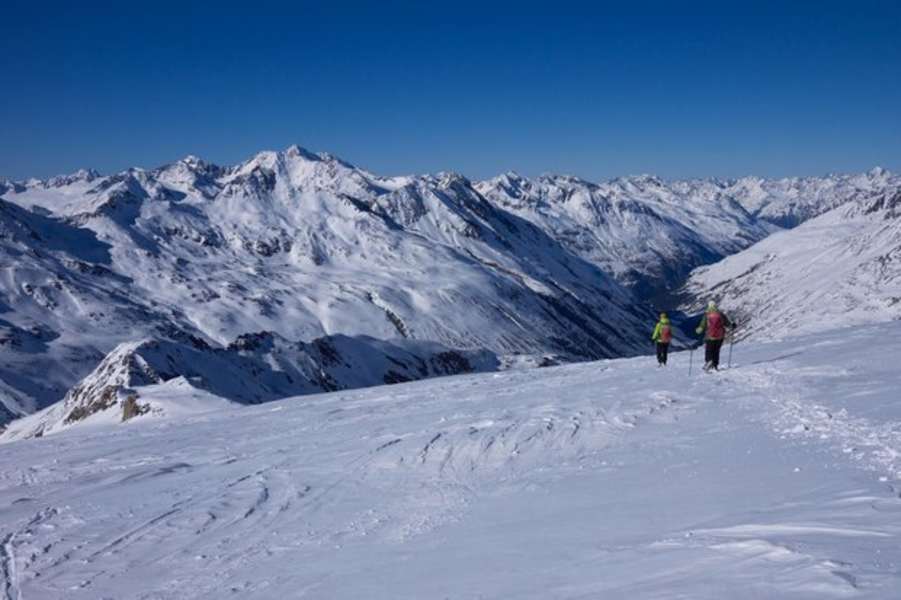 Auch Schneeschuhwanderer finden hier ihr Landschaftsglück