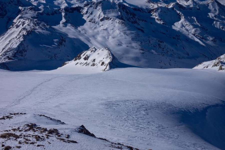 Suchbild: Wie viele Tourengeher findest du?