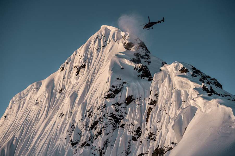 „Nadine Wallner – Tiefschnee am Arlberg“
