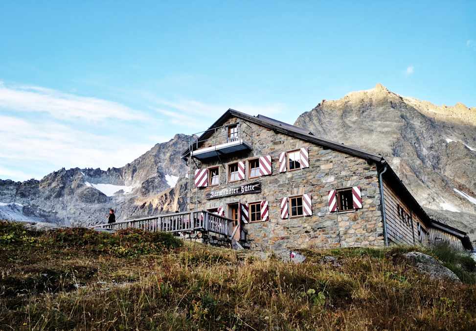 Die Darmstädter Hütte ist ab St. Anton am Arlberg ein lohnendes Tagesziel.