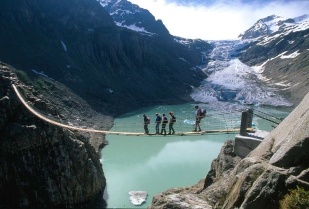 Triftbrücke - abenteuerliche Überquerung