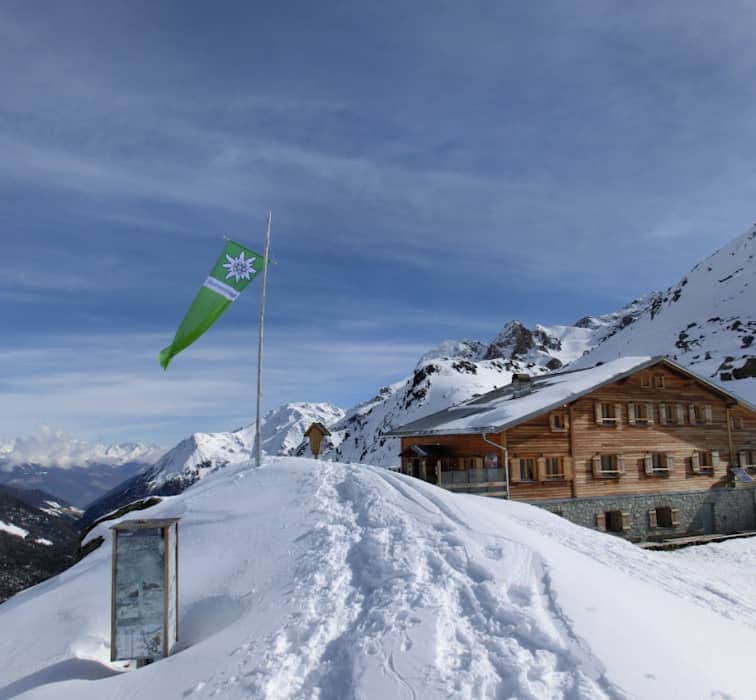 Die Marteller Hütte (2.585 m) in Südtirol