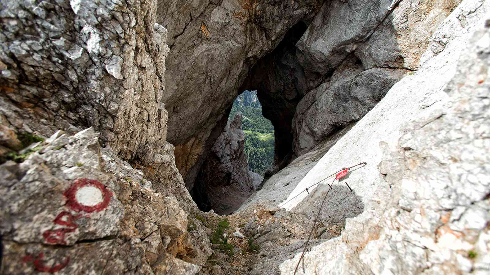 Am Felsentor-Klettersteig angelangt