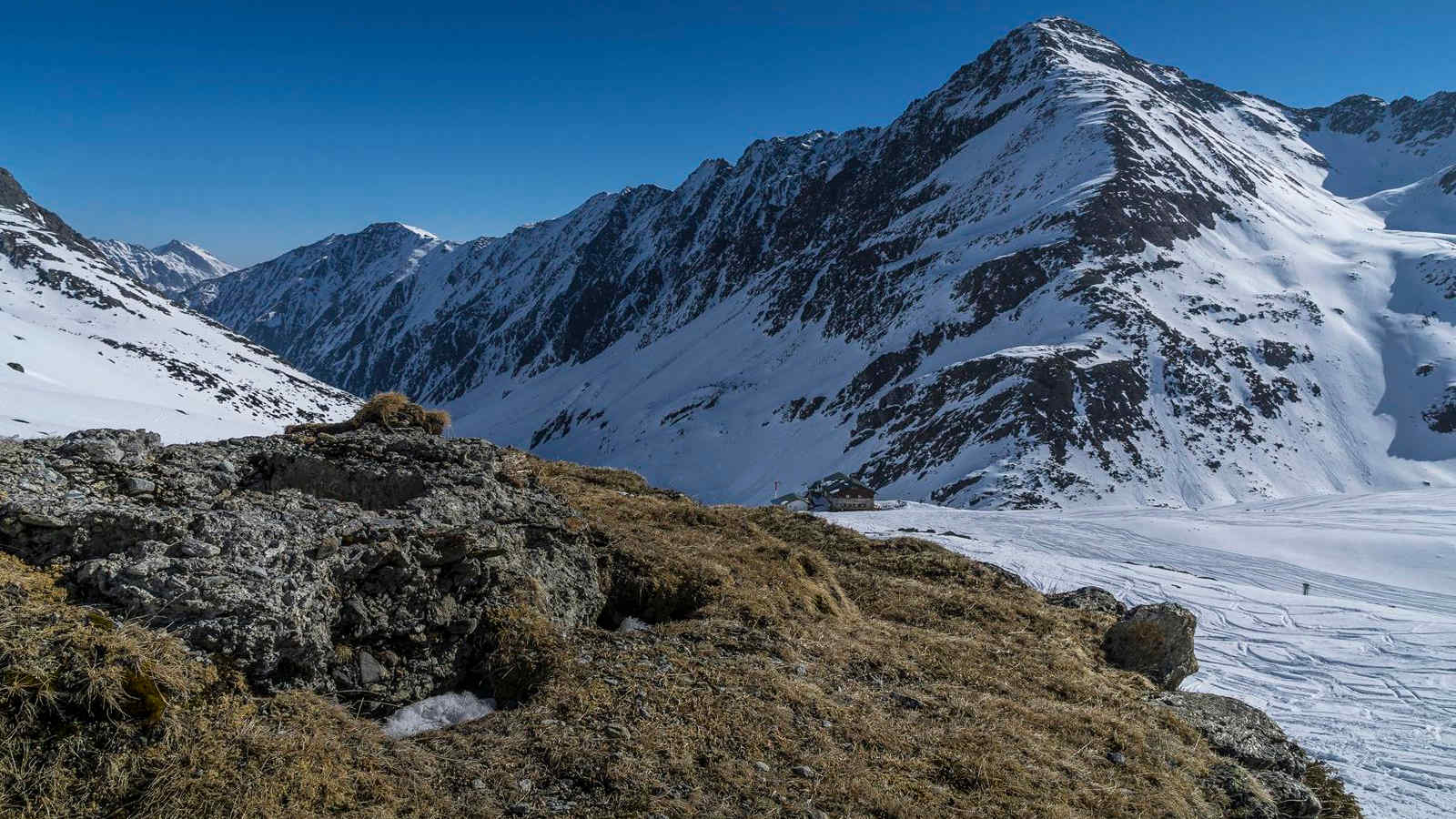 Schneeschuhtour Pforzheimer Hütte, Stubaier Alpen, Tirol