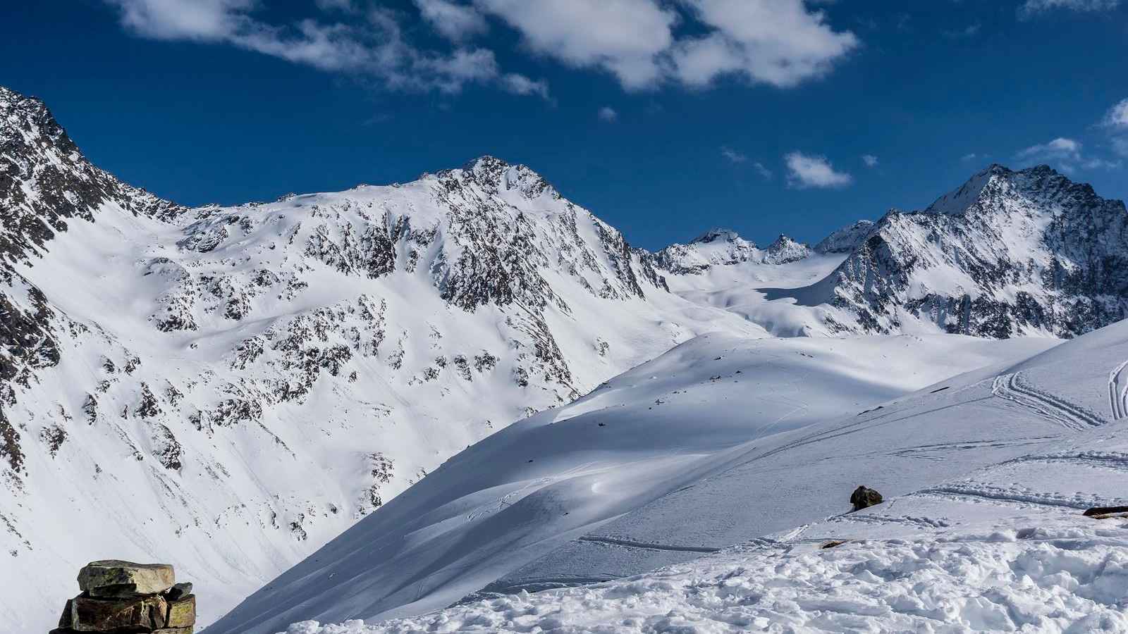 Schneeschuhtour Pforzheimer Hütte, Stubaier Alpen, Tirol