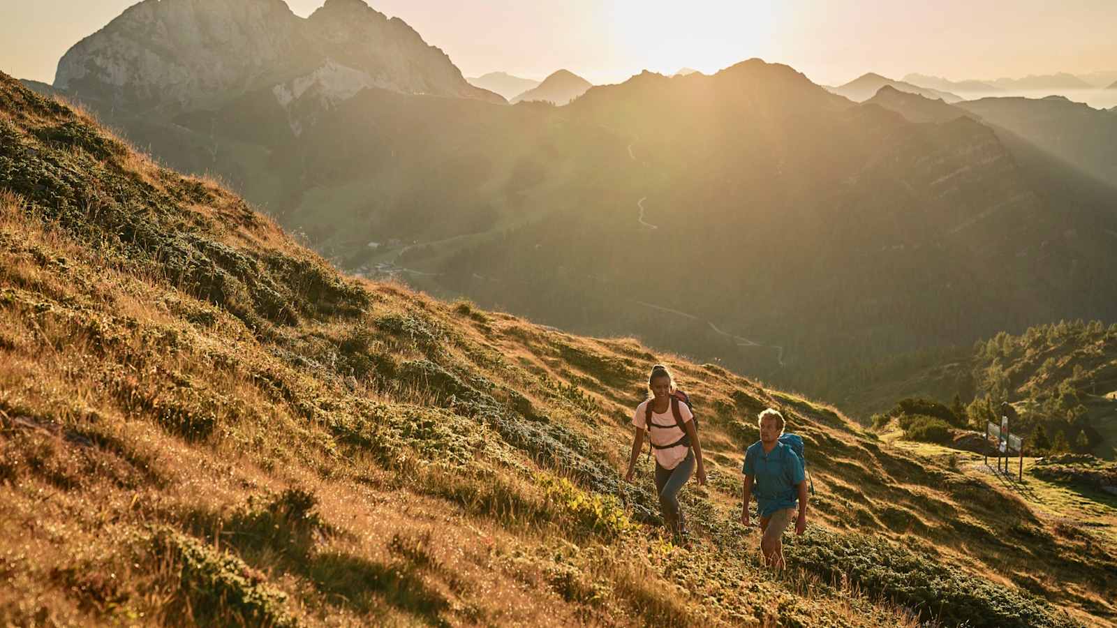 Im Hier und Jetzt - Wandern in den Bergen.