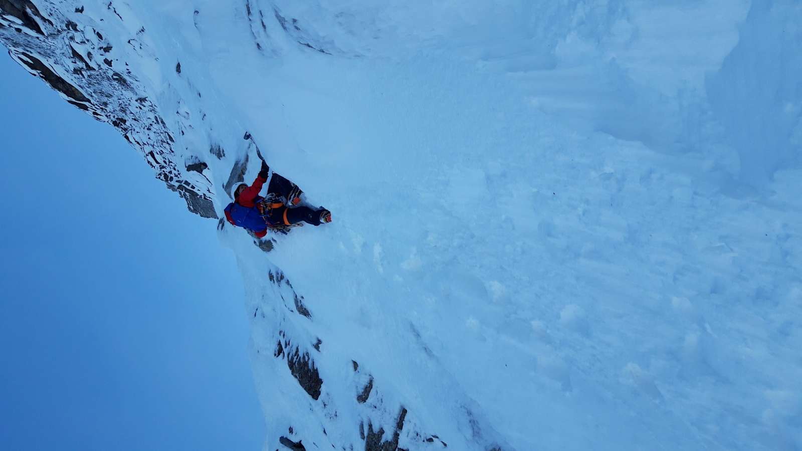 Simon Messner beim Klettern auf einer Hochtour