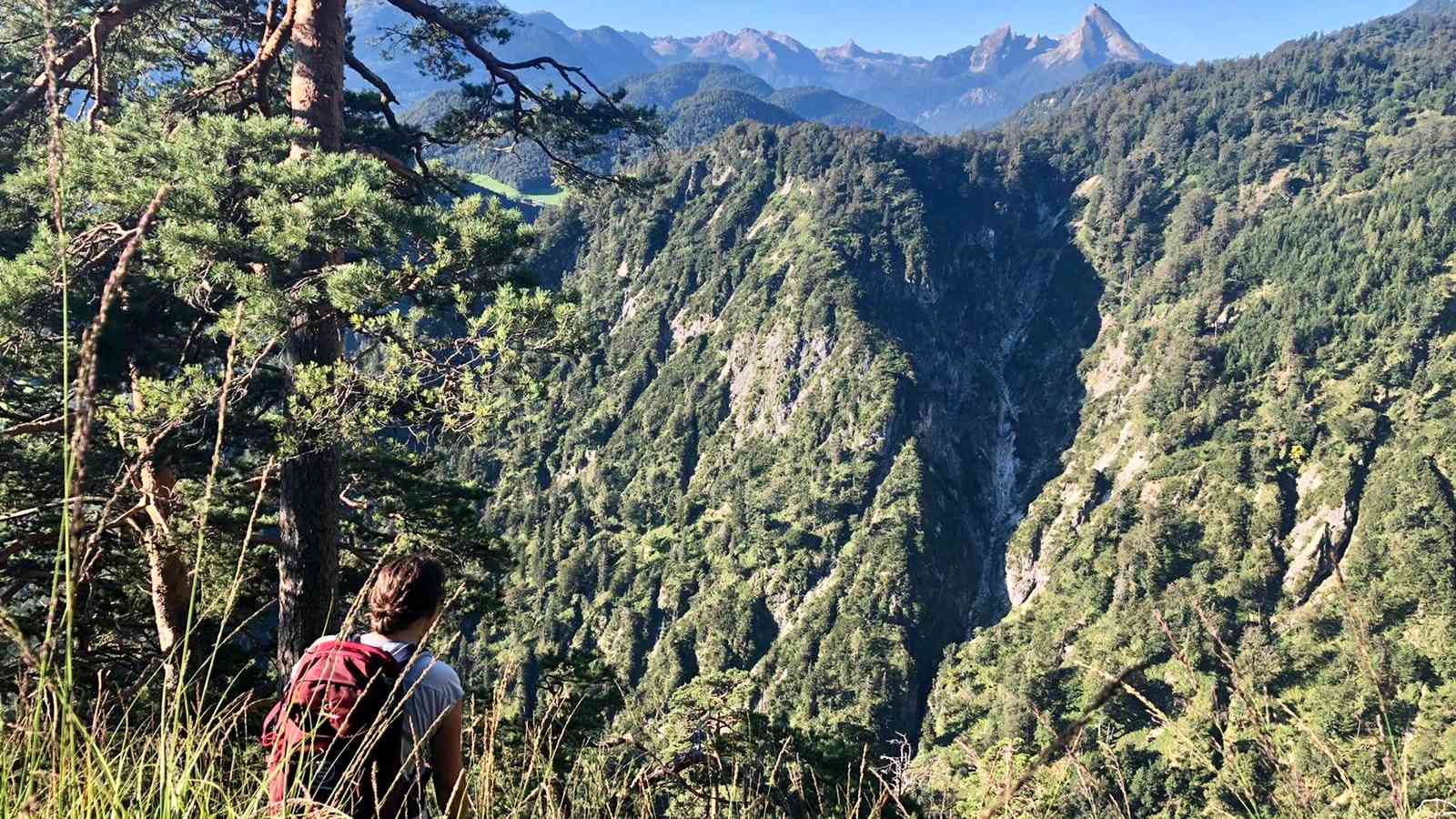 Der perfekte Start in die Wandersaison: langsam loslegen und mit Freunden unterwegs sein