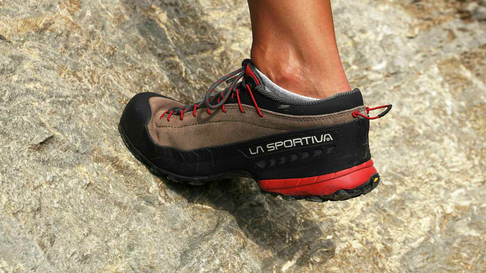 Schuhe fürs Speed-Hiken: Gummisohle