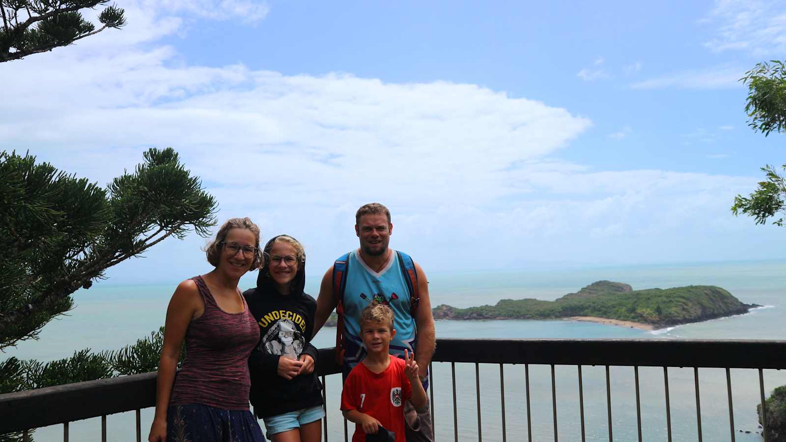 Ausblick auf die Küste vor Cape Hillsborough