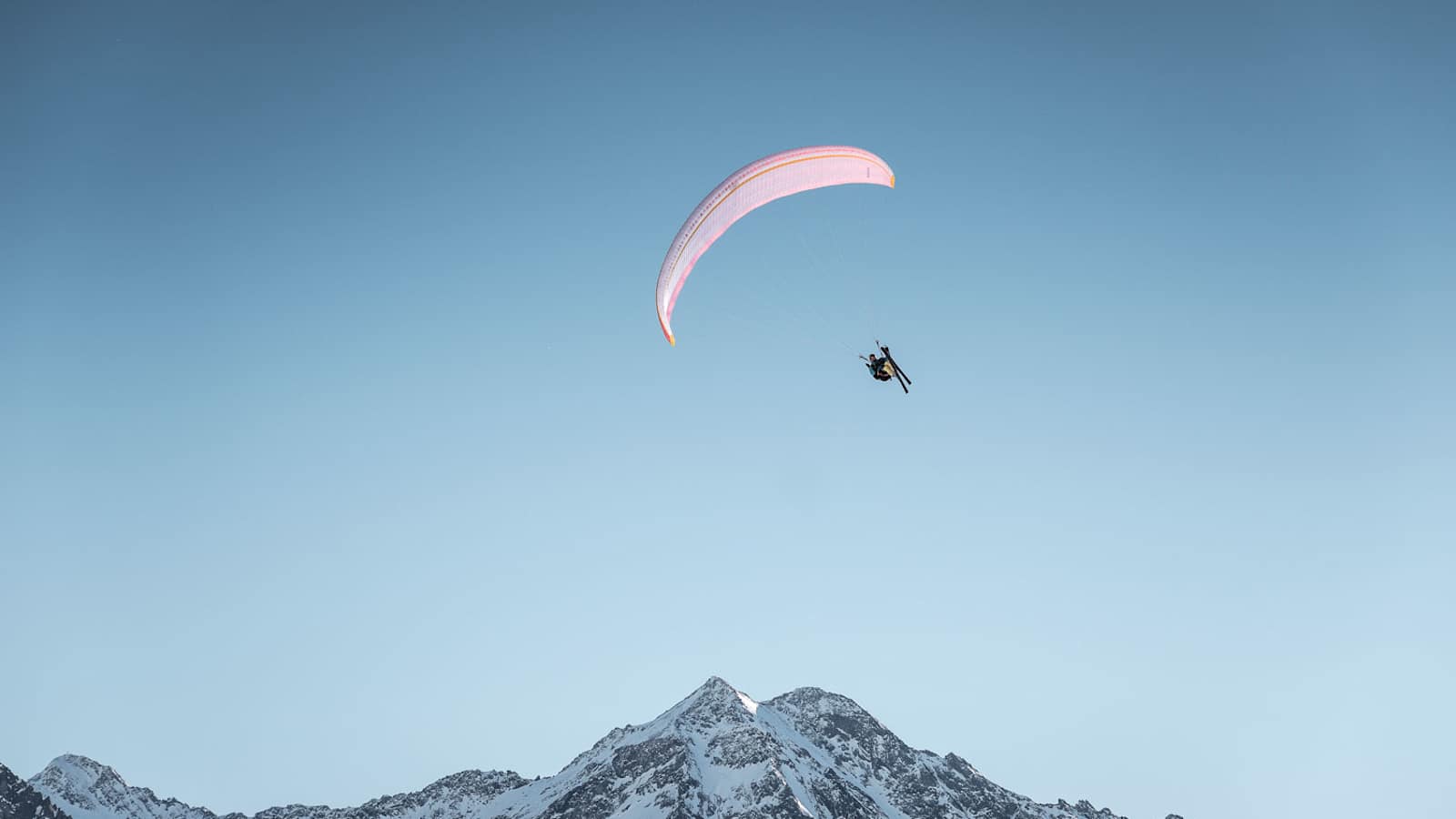 Abheben und das Erlebnis "Parapowder" genießen