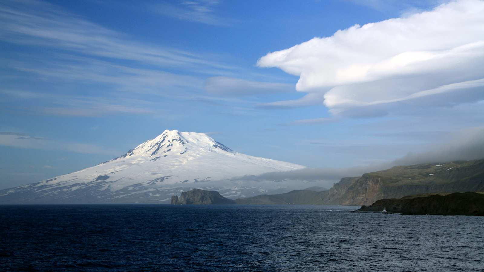 Der Beerenberg auf der Insel Jan Mayen, weit oben im Norden