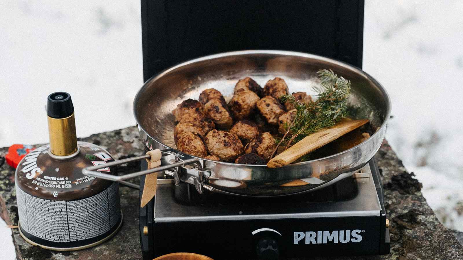 Starke Leistung: Der Primus Moja liefert 3000 Watt und verbraucht nur 2,4 Gramm Gas pro Minute.