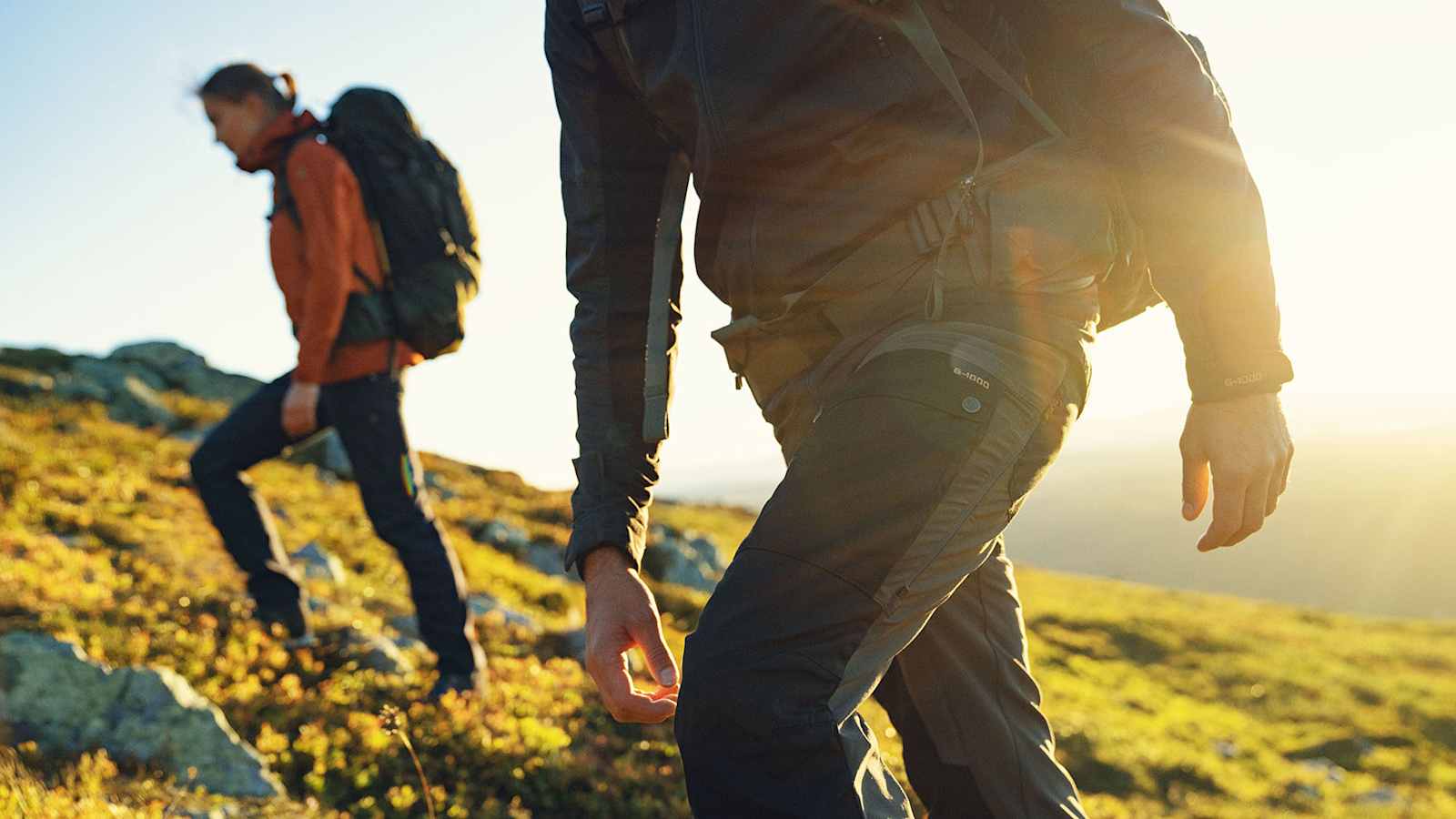 Das langlebige G-1000 Material wird heute für viele Trekking-Produkte von Fjällräven verwendet - Rucksäcke, Hosen und Jacken.