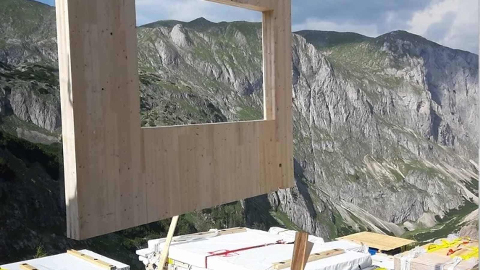 Die neue Voisthaler Hütte in Bau