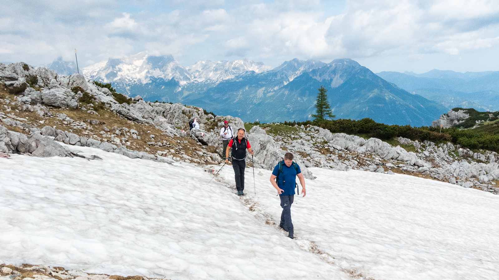 Schneefeldquerung am Weg auf das Warscheneck