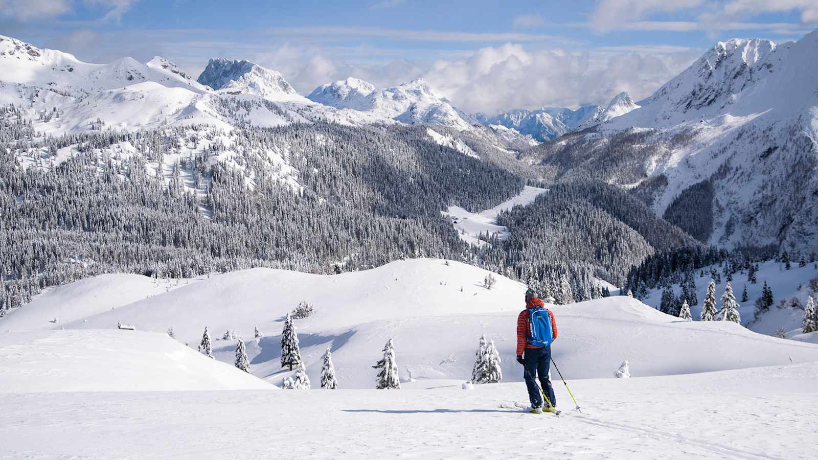 Oft wurden die Teilnehmer am Gipfel mit Sonne, einem großartigen Panorama und herrlichem Pulverschnee bei der Abfahrt belohnt. 