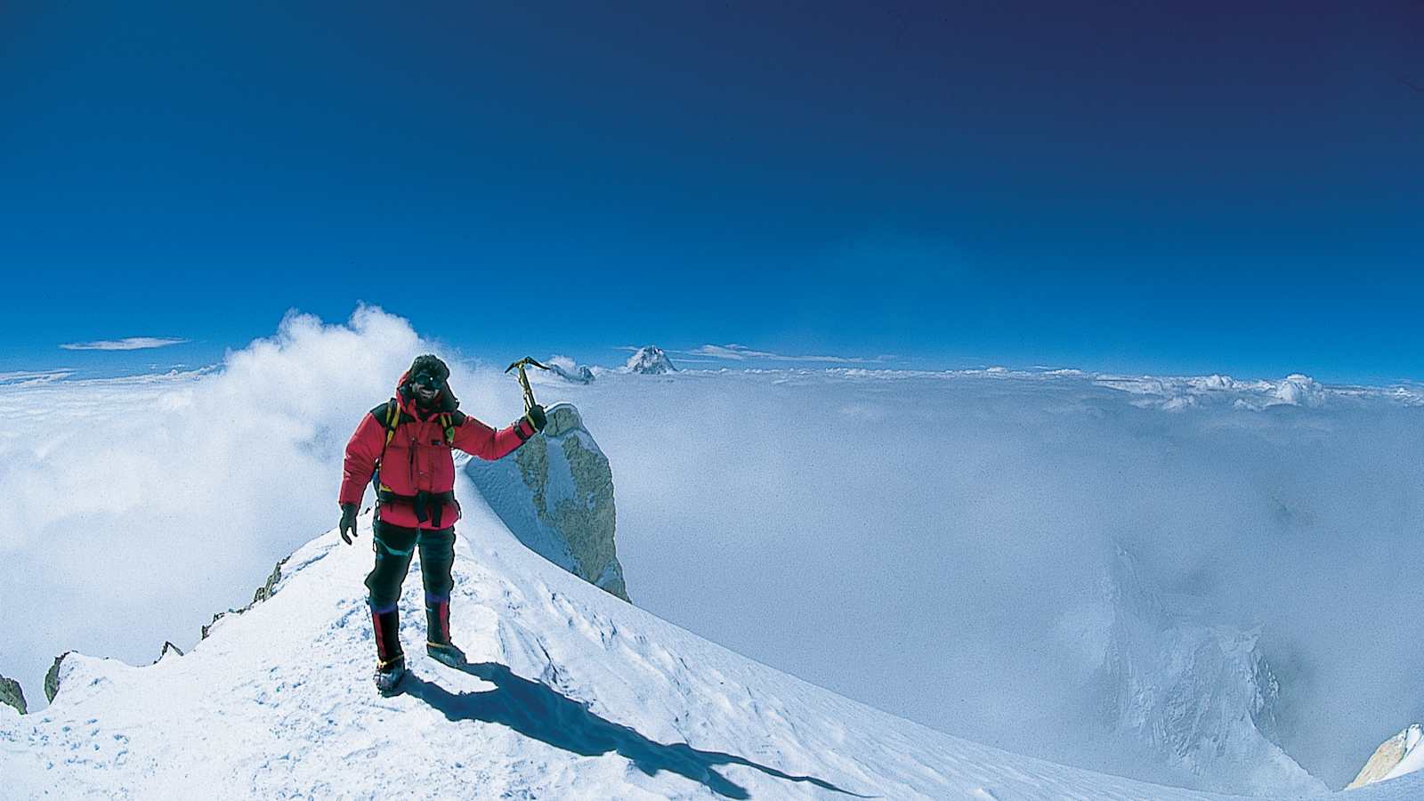 Walter auf dem Gipfel des Gasherbrum II (8.035 m)