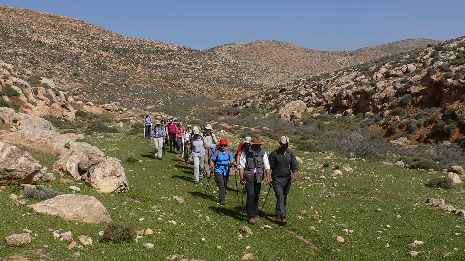 Tausche deine Komfortzone gegen ein unvergessliches Trekkingerlebnis ein. 