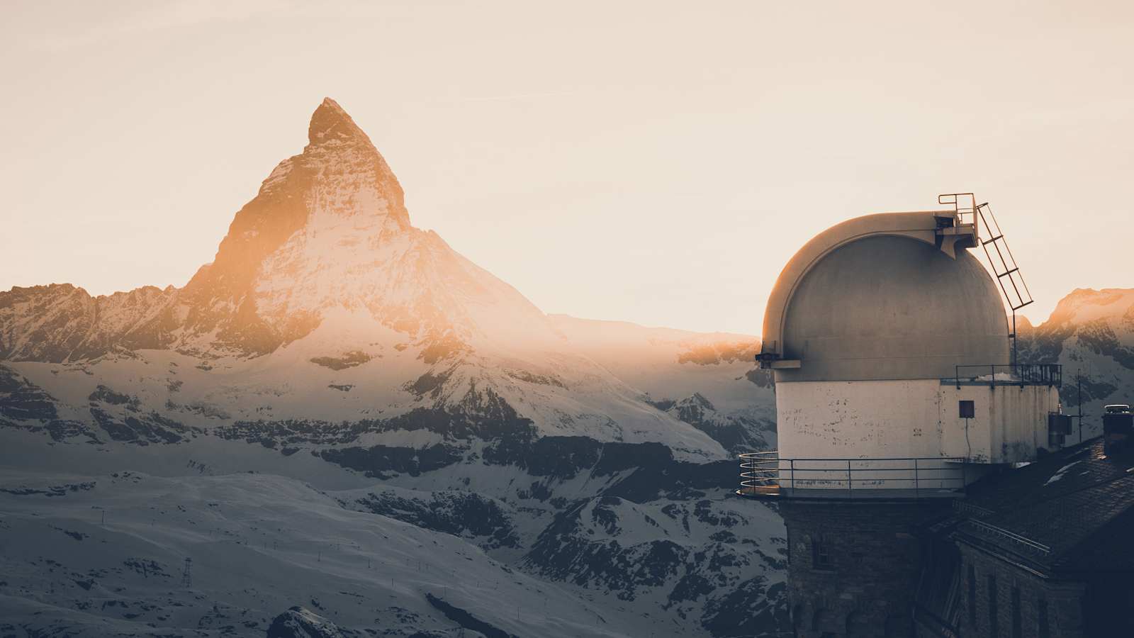 Berg der Berge: Das Matterhorn bei Sonnenuntergang