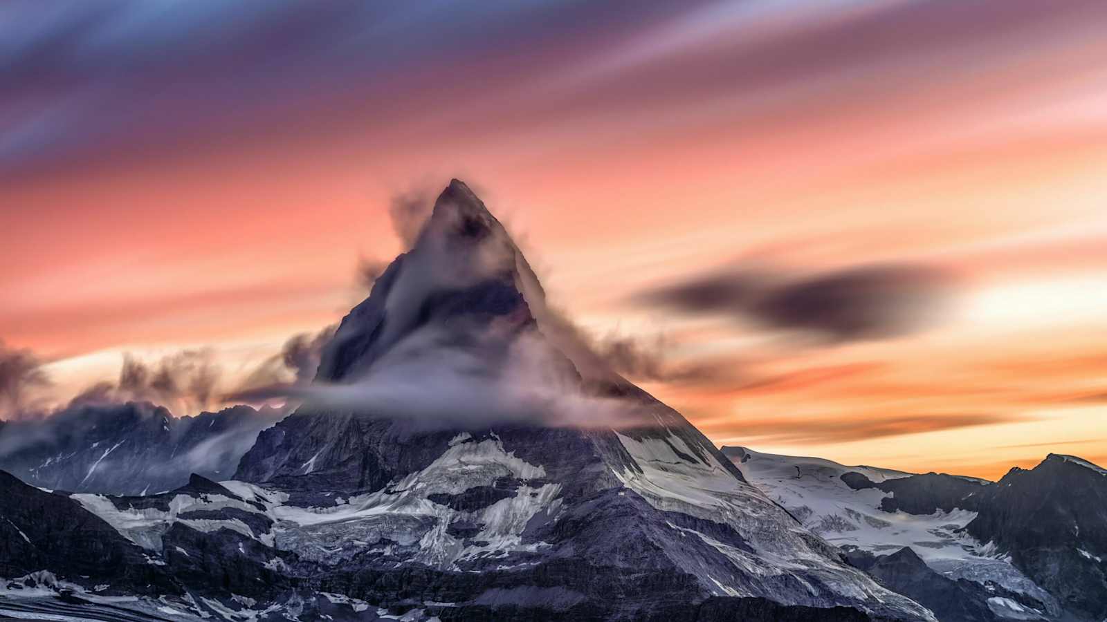 Der Matterhorn bei Sonnenuntergang