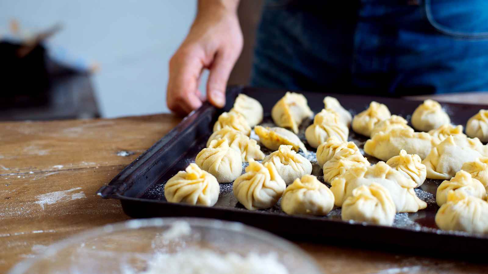 Rezept: Nepalesische Momos mit Tomatensauce