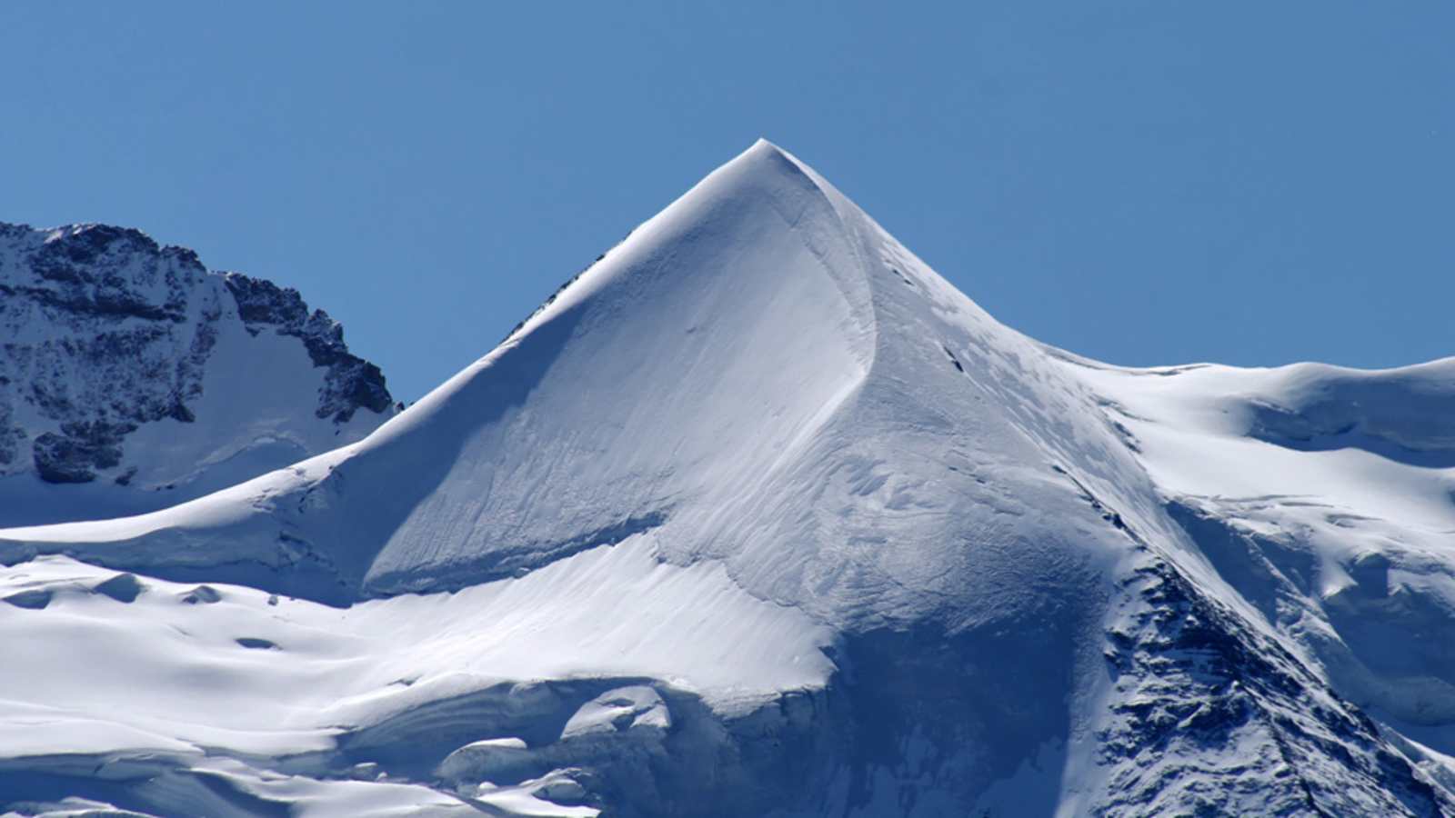 Das Silberhorn (3.695 m), Schmuckstück des Jungfrau-Gletschers