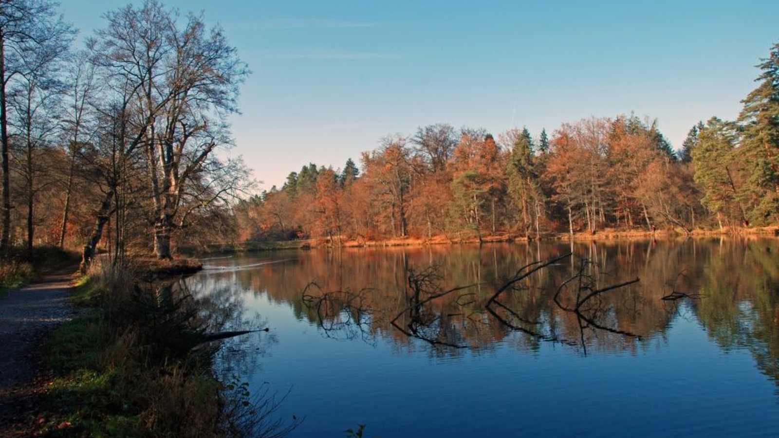 Der Pfaffensee bei Stuttgart