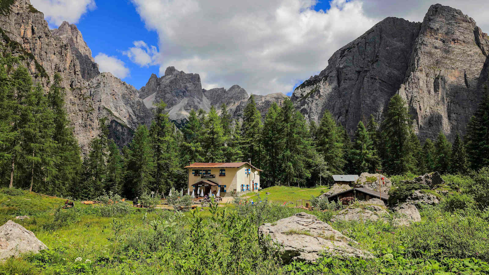 Rifugio Selvata in den Brenta-Dolomiten